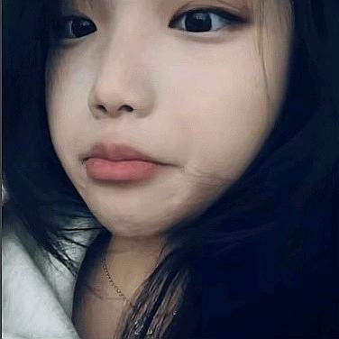 爱吃青菜🥬🖤.