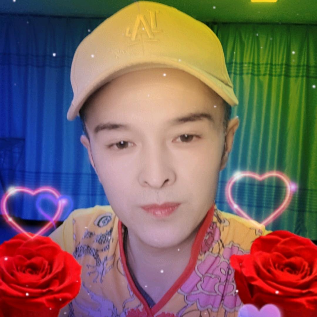 阳光老boy
