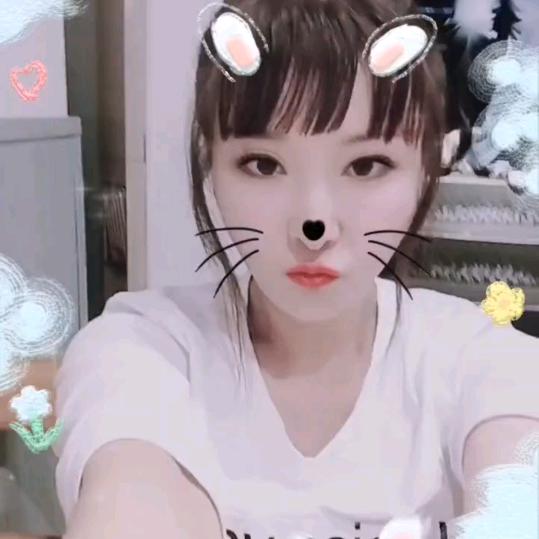 此生无爱。孤独终老。