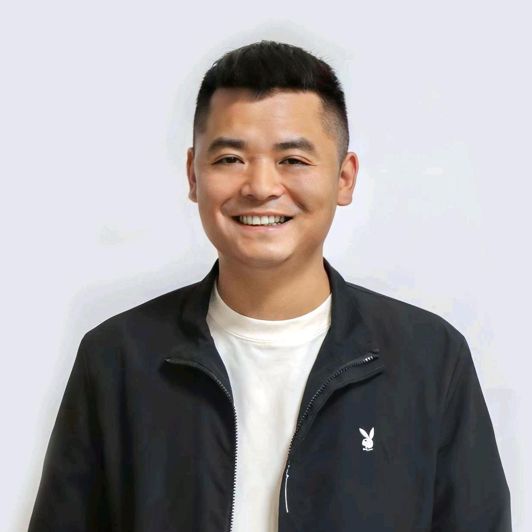 普庆村村长军哥
