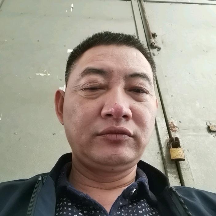 岳万奎