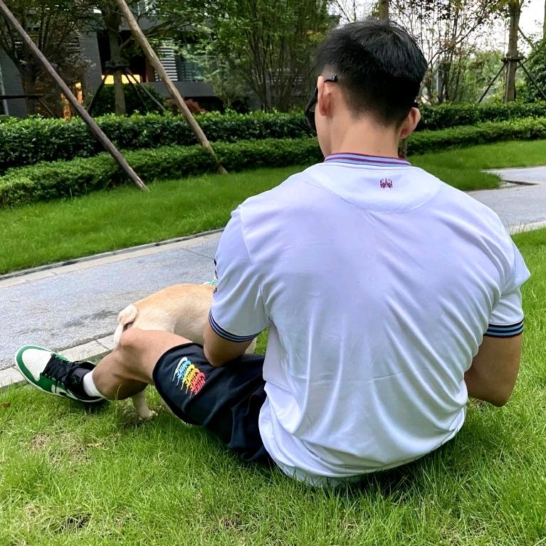 下 里 巴 人