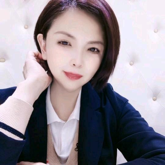 蒙城艾尚雪孙芳服饰