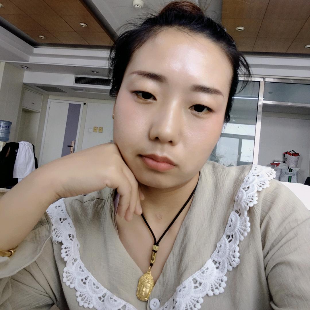 近在咫齿