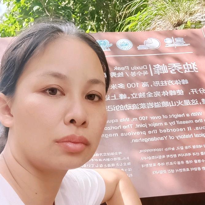 贺月19958912705