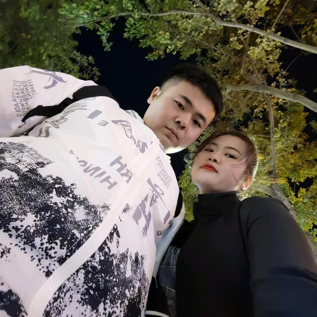 多瑞鹏是卖手机的