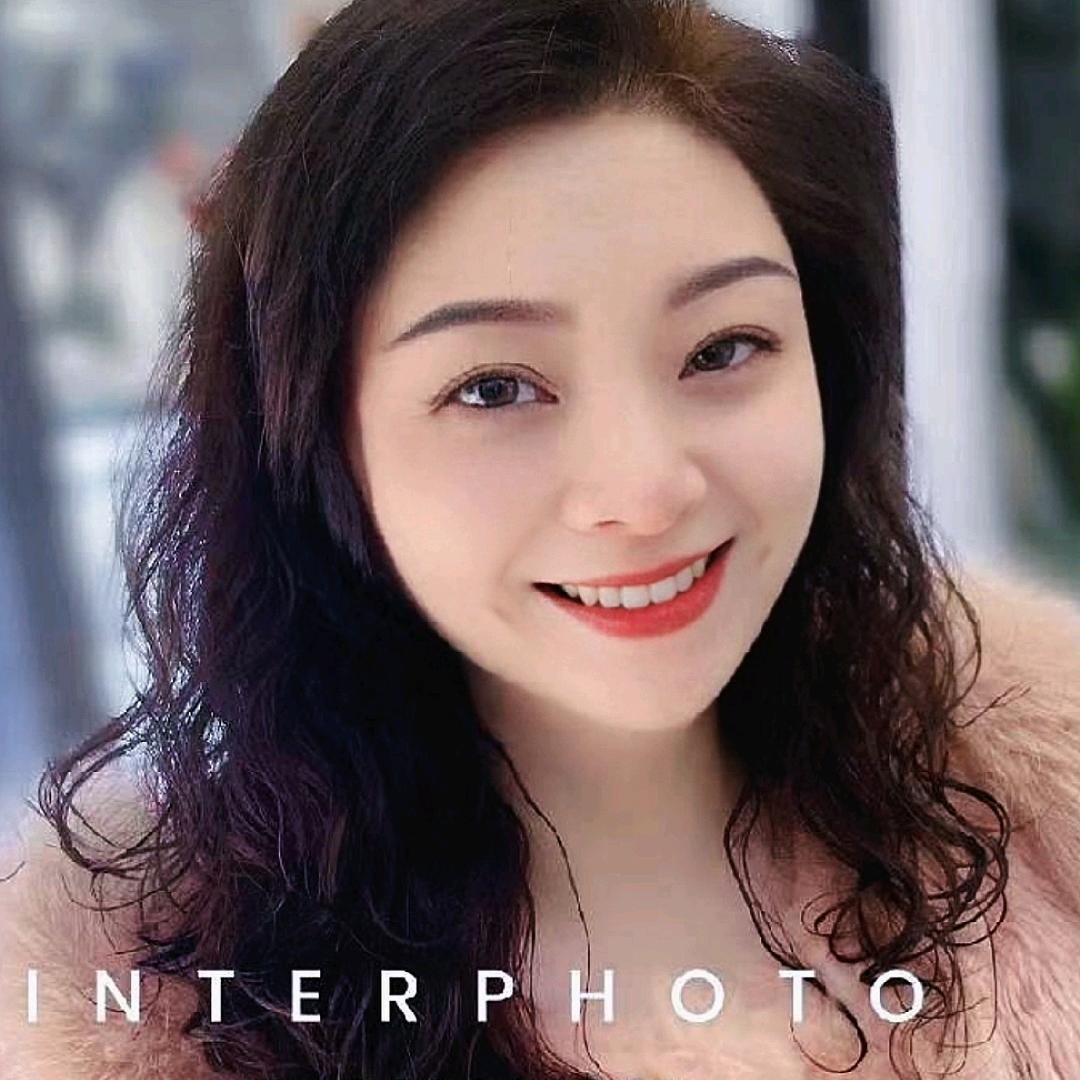 Lily头像