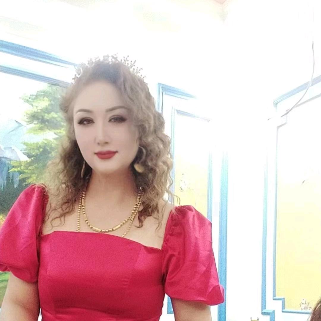 努尔曼古丽