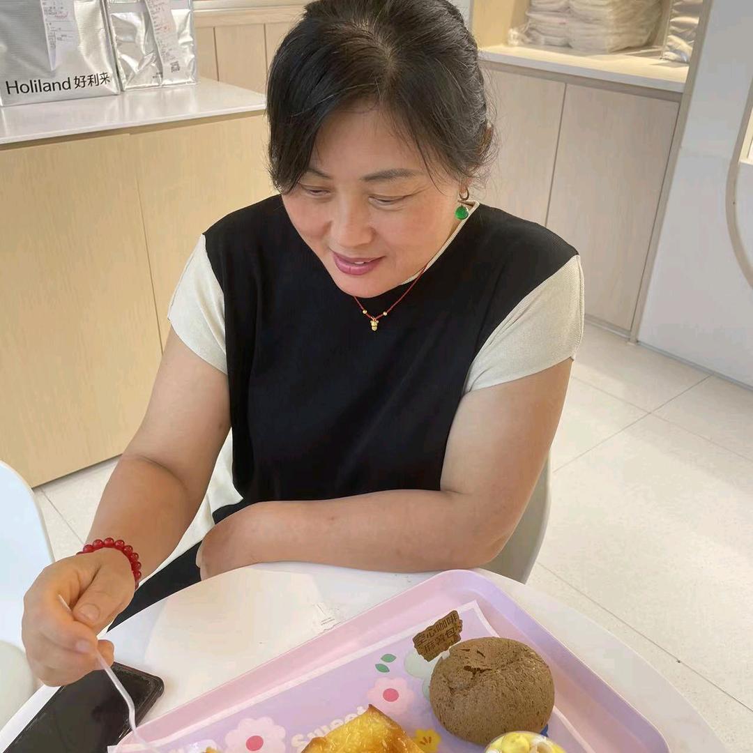 彬彬有礼72年8月28