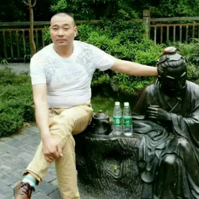 张氏水果批发小陈去河北路口