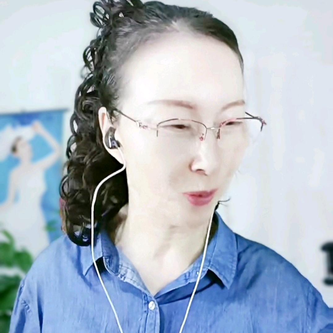 @悠扬扬🎤