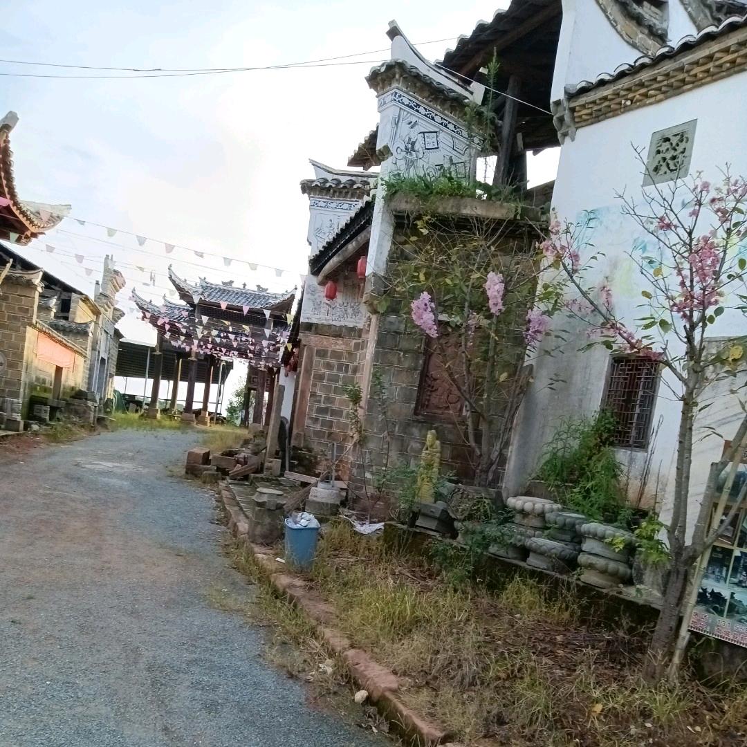 风雨同舟。🙏🙏🙏🙏👿👿👿