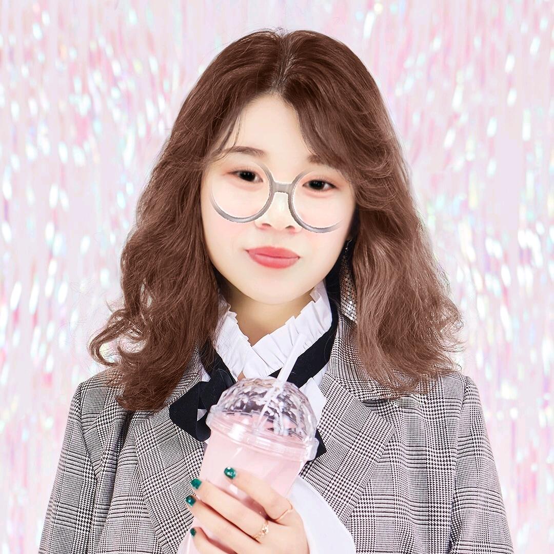 (≧∇≦)/浅浅一笑 (〜￣▽￣)〜