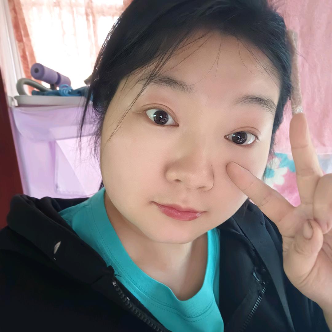 露露女儿神经病