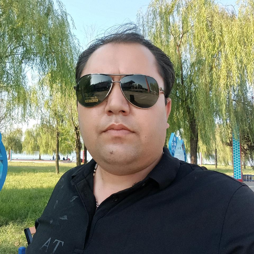 新疆买买提烧烤店