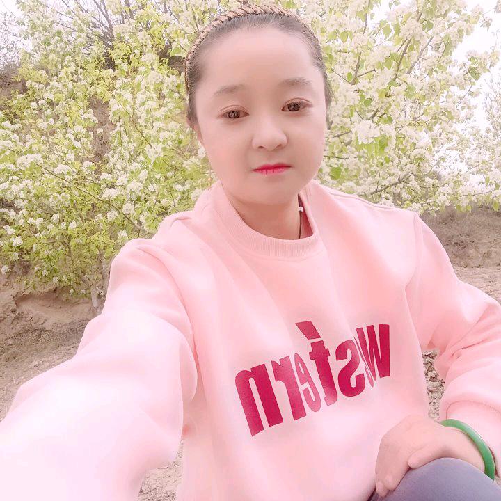 郝丽丽