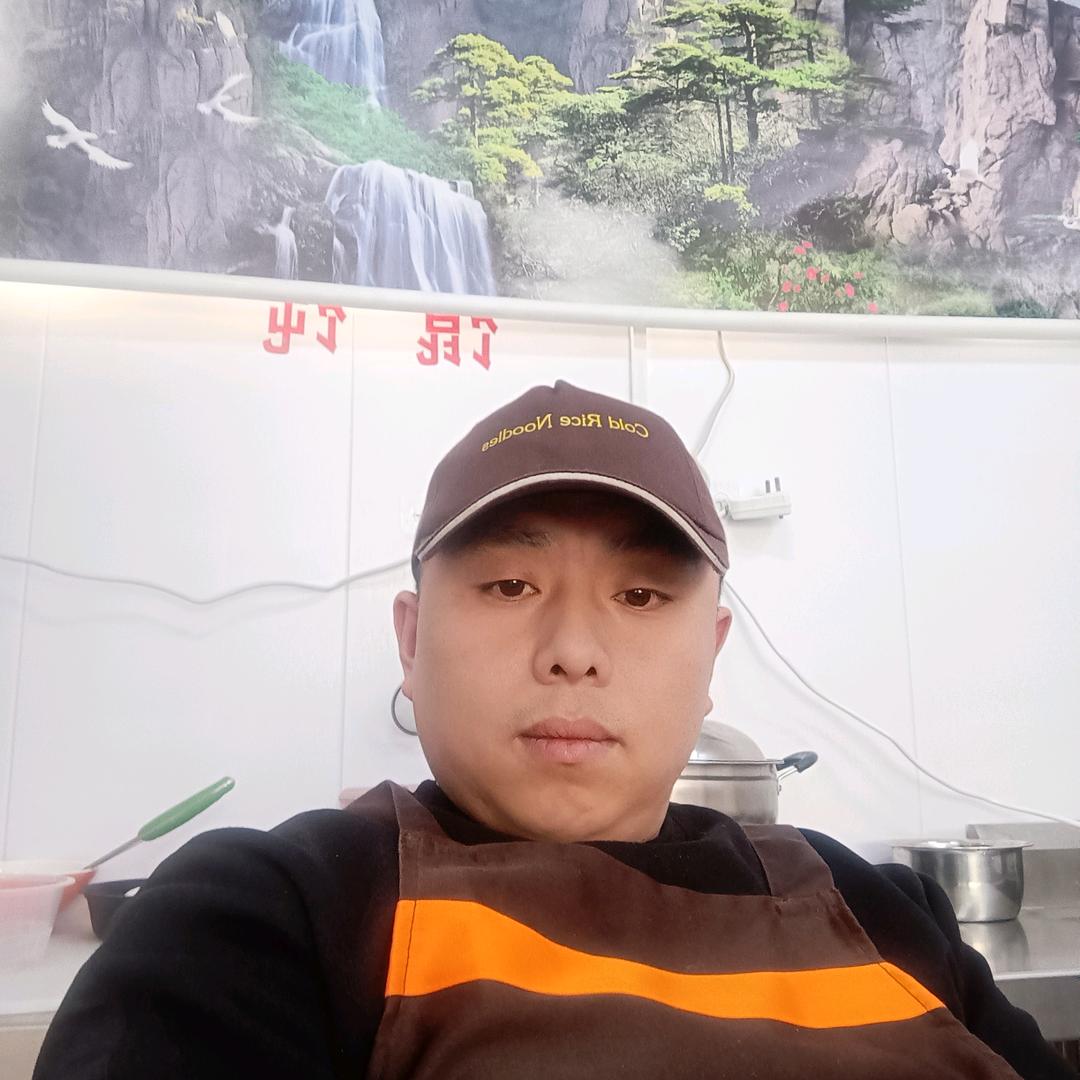 爱利    凉皮