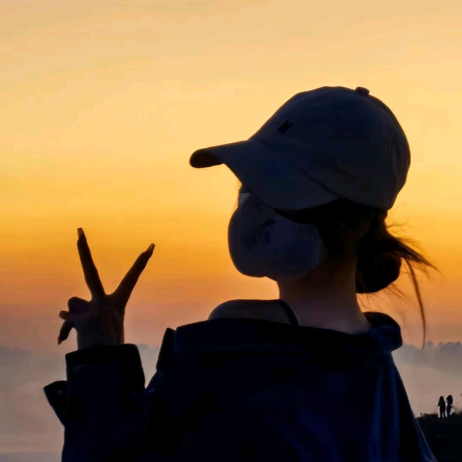 🦋ღ᭄ꦿ꯭小依赖ღ᭄ꦿ꯭