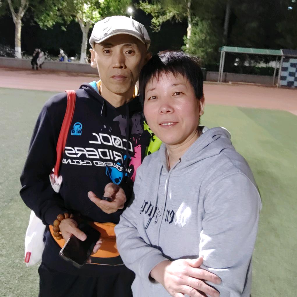 王姐🌹在努力