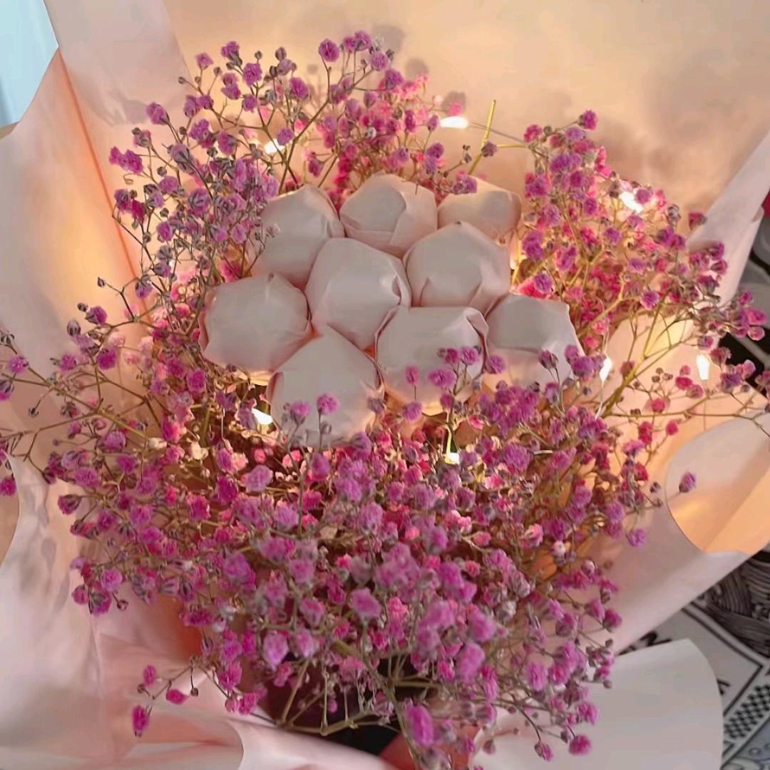 索菲亚。