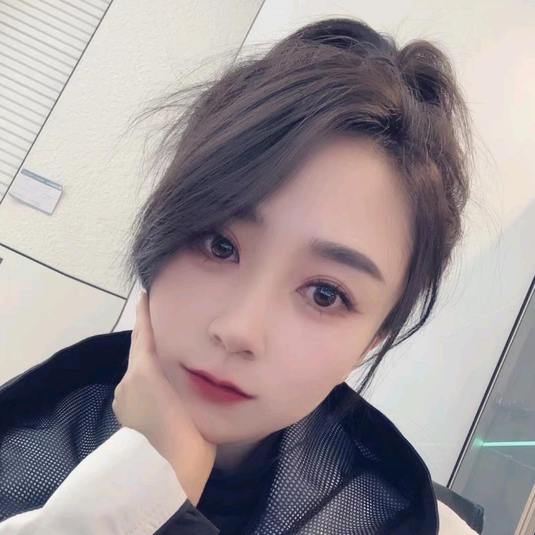 又是筱颖吖