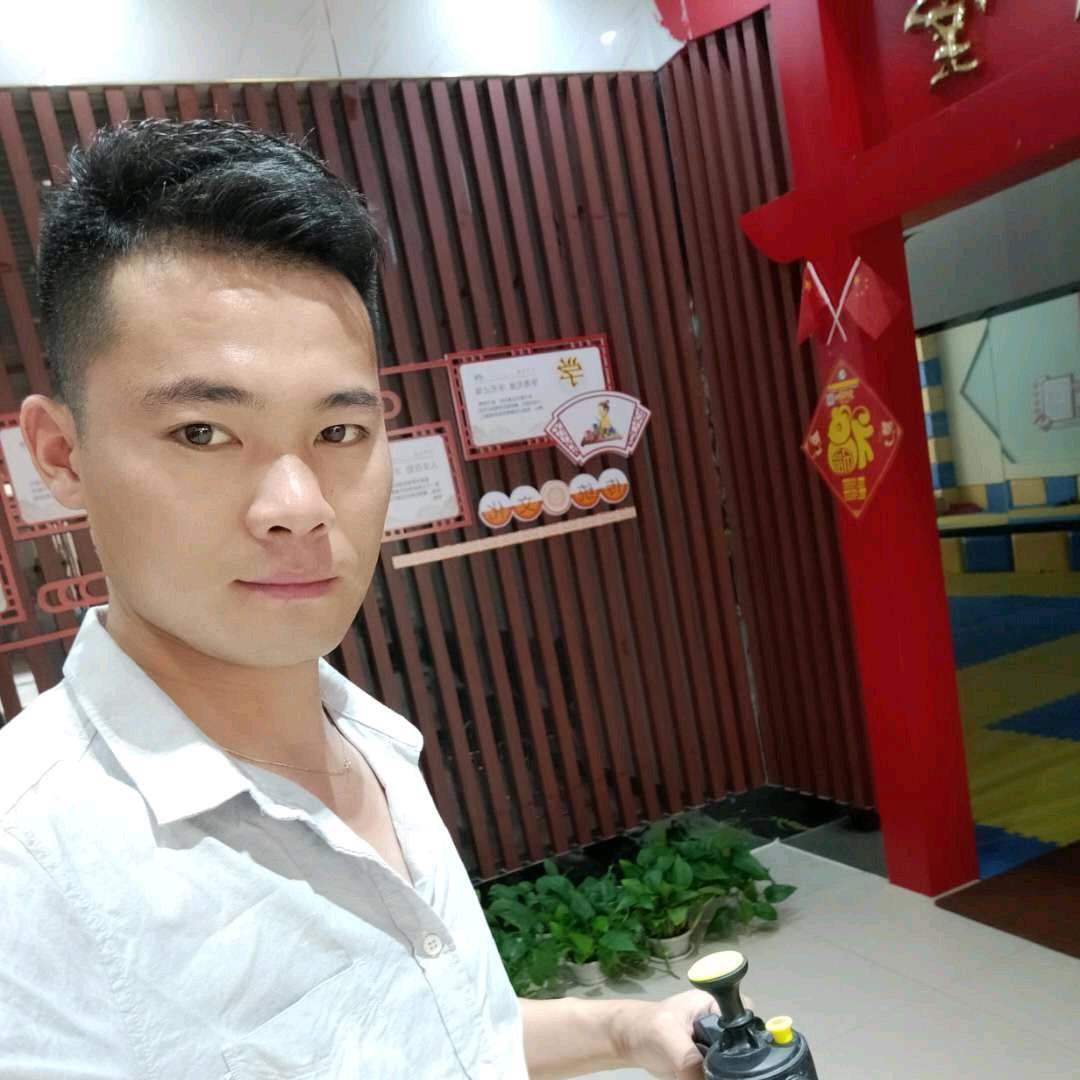 文武培训学校  艾特帅