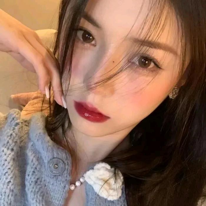 小文...