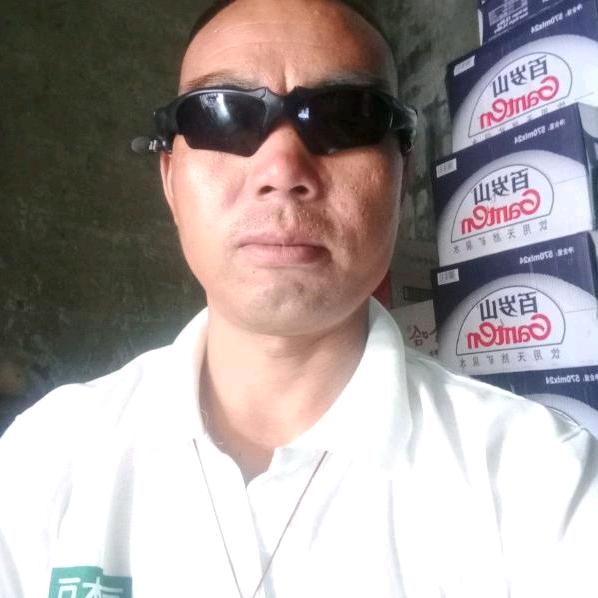 陕西蒲城县。夏军平