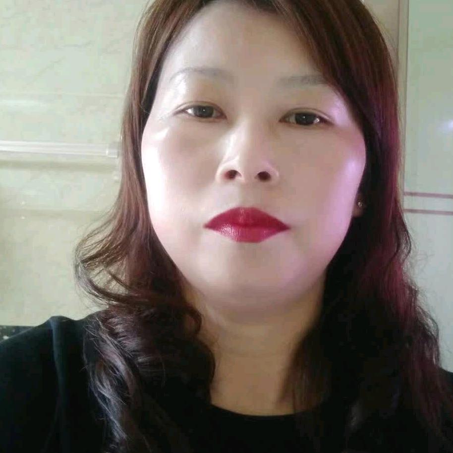 四川容姐早上9点30分开播