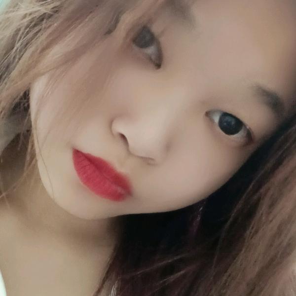 糯叽叽的小团子吖～