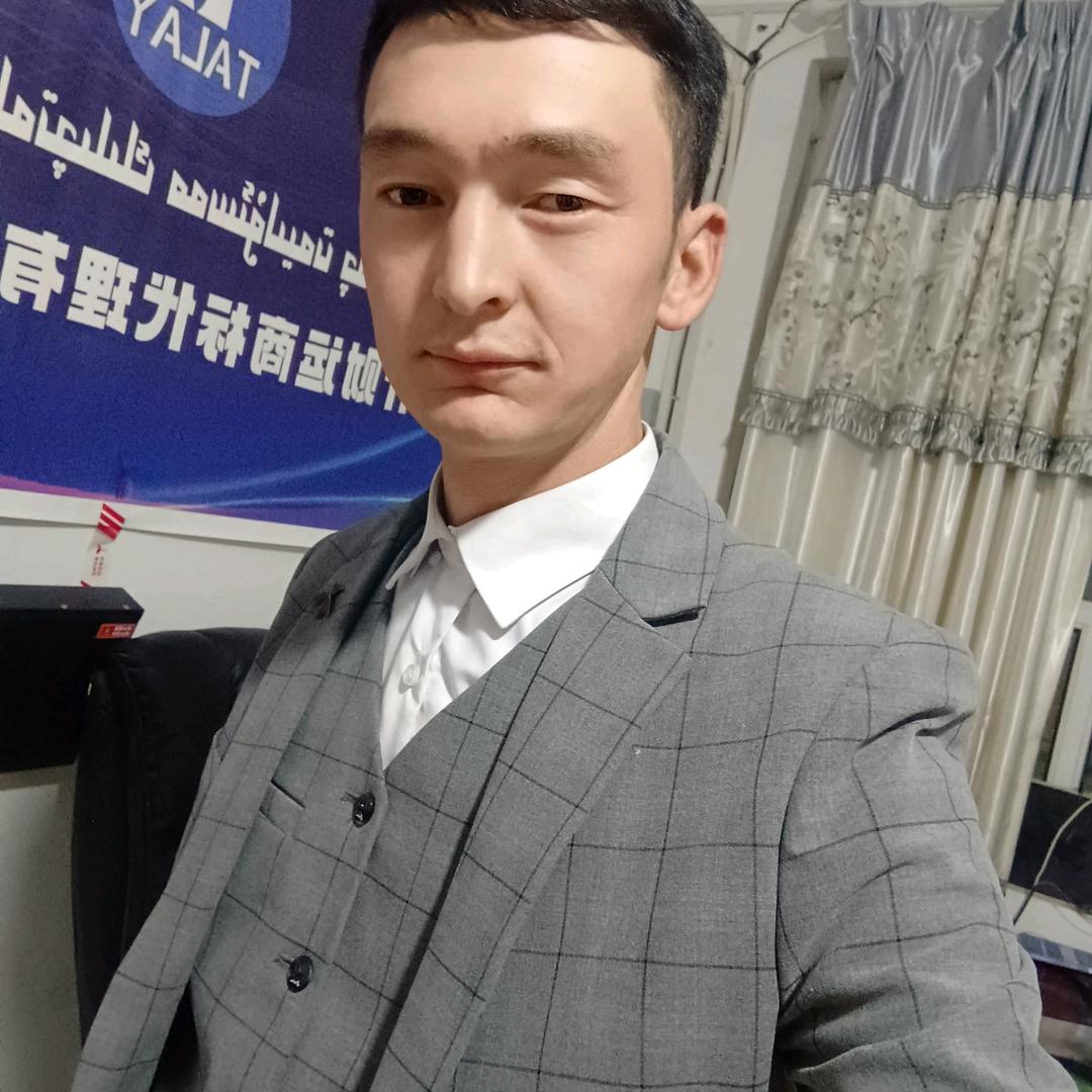 新疆飞先生大小车辆出租中心🌺