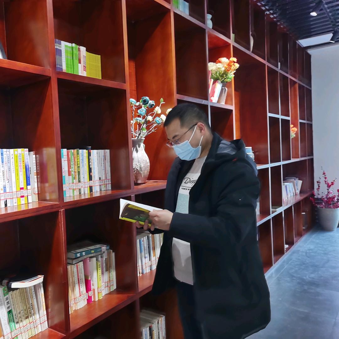 汽车人小牛