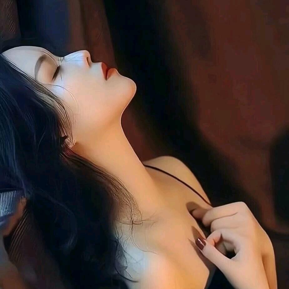 空 白