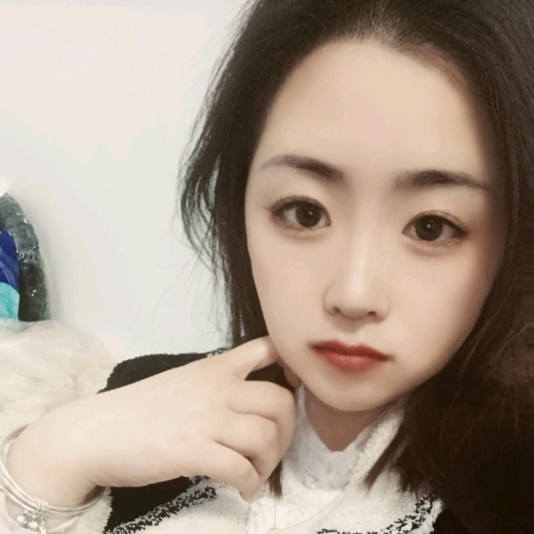 宝贝(*^__^*)艺轩