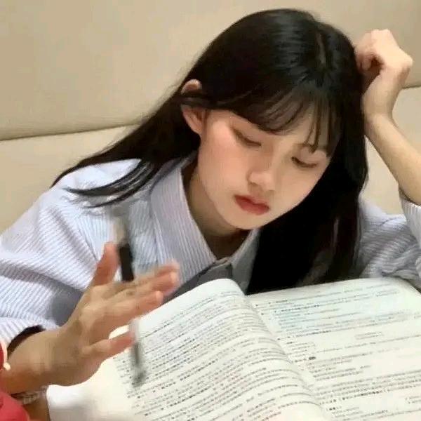 秃秃学姐