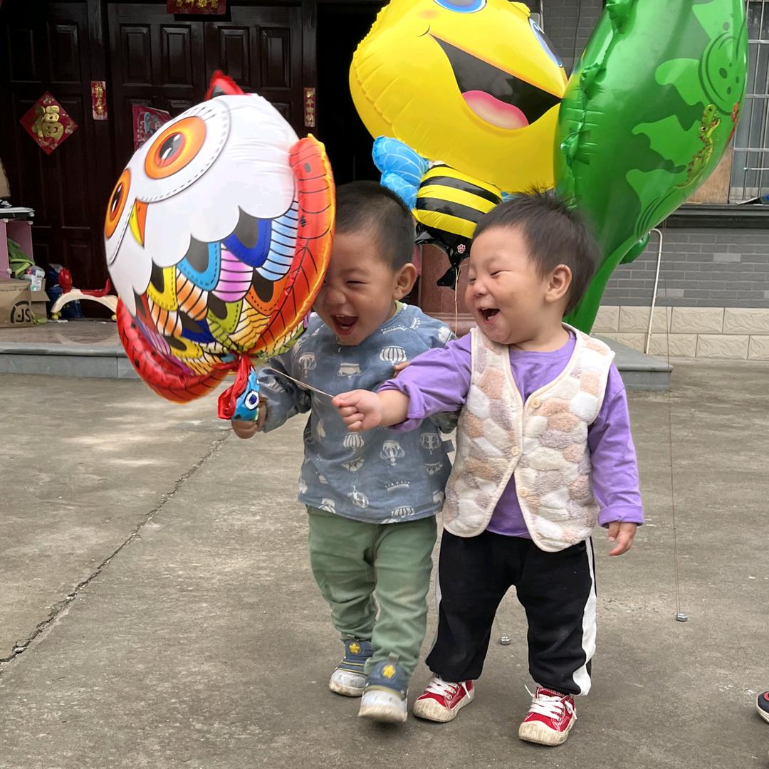 卖甜酒的中年少女
