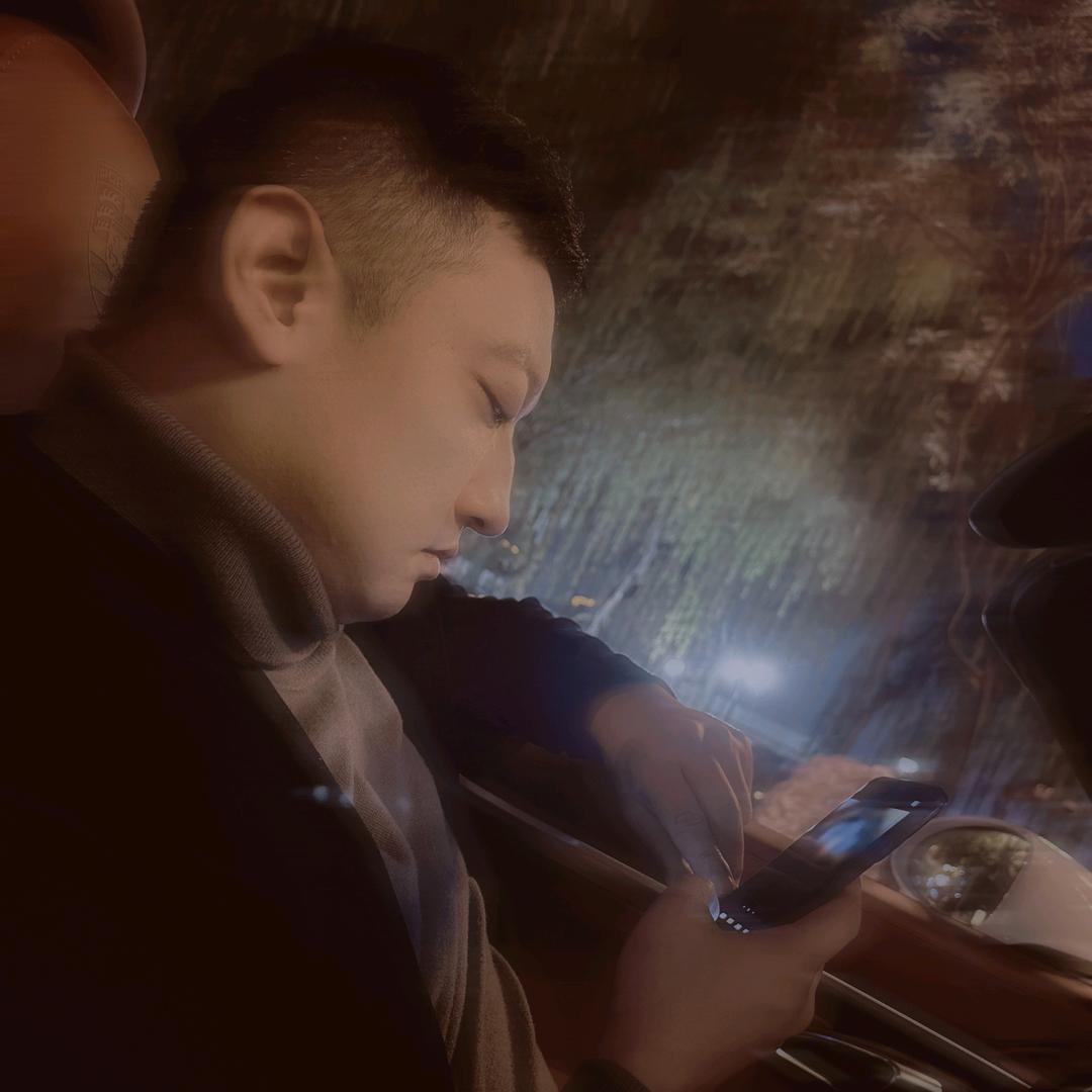 小明。