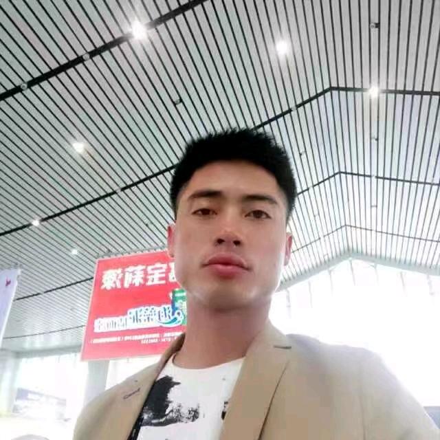 奔放小青年
