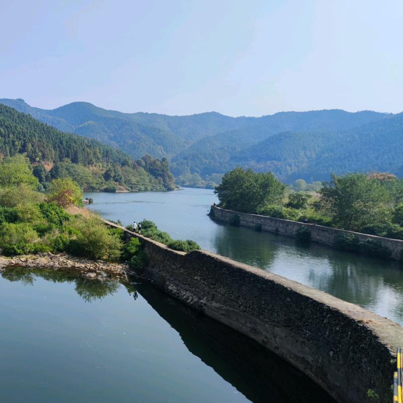 不是寒梦是凯旋