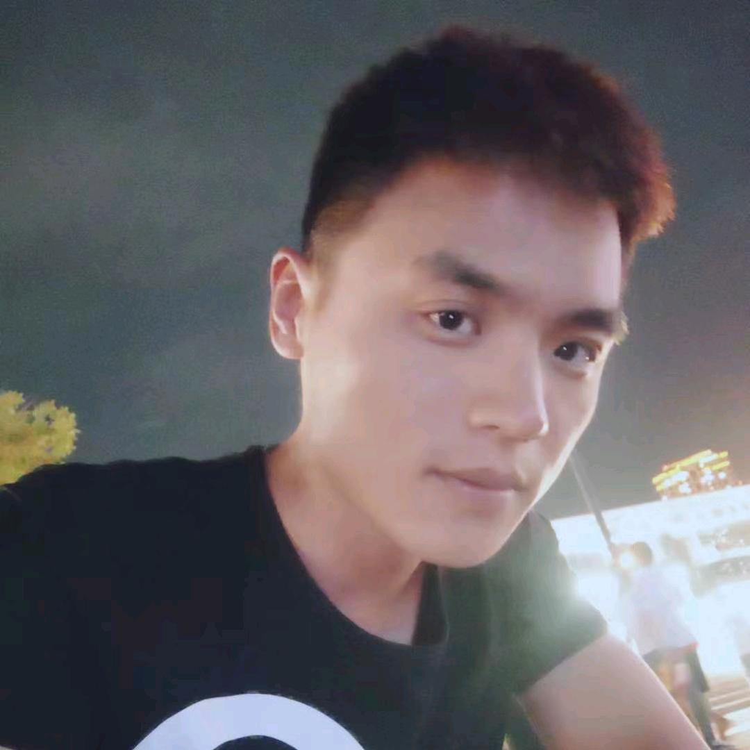 小新新哥哥