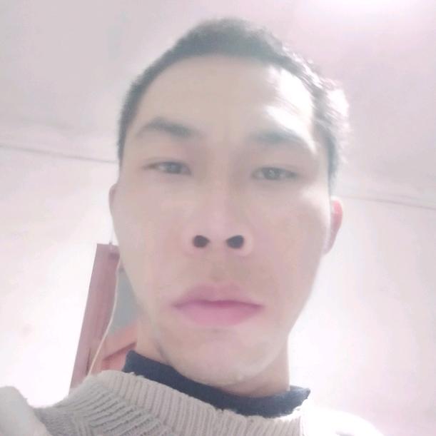 这个社会太现实。结巴哥