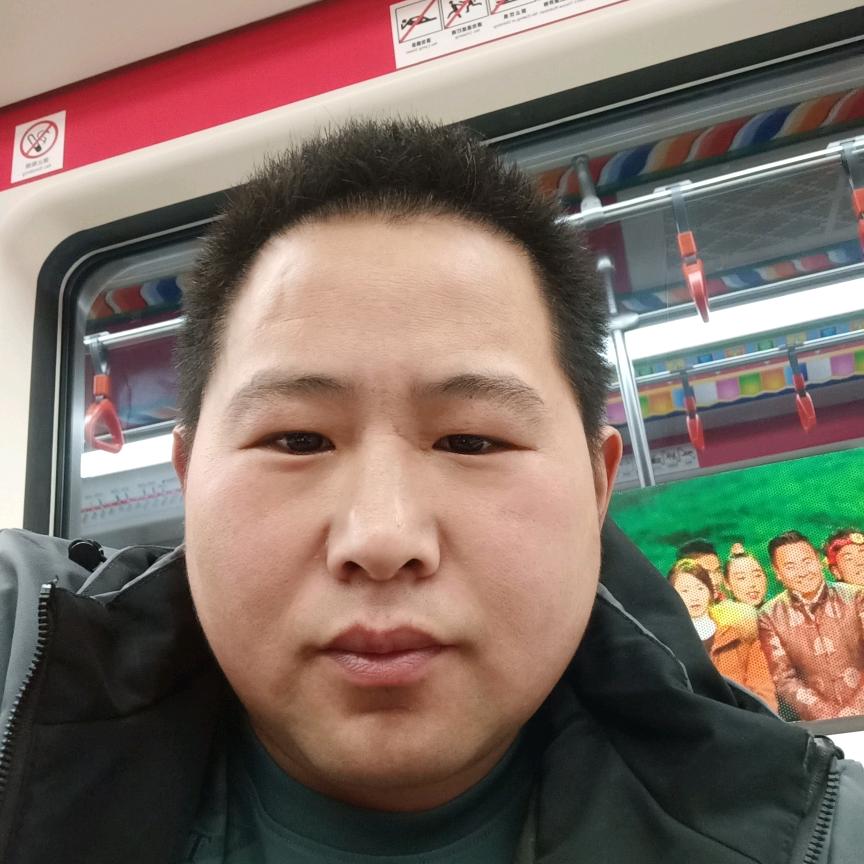 立伟