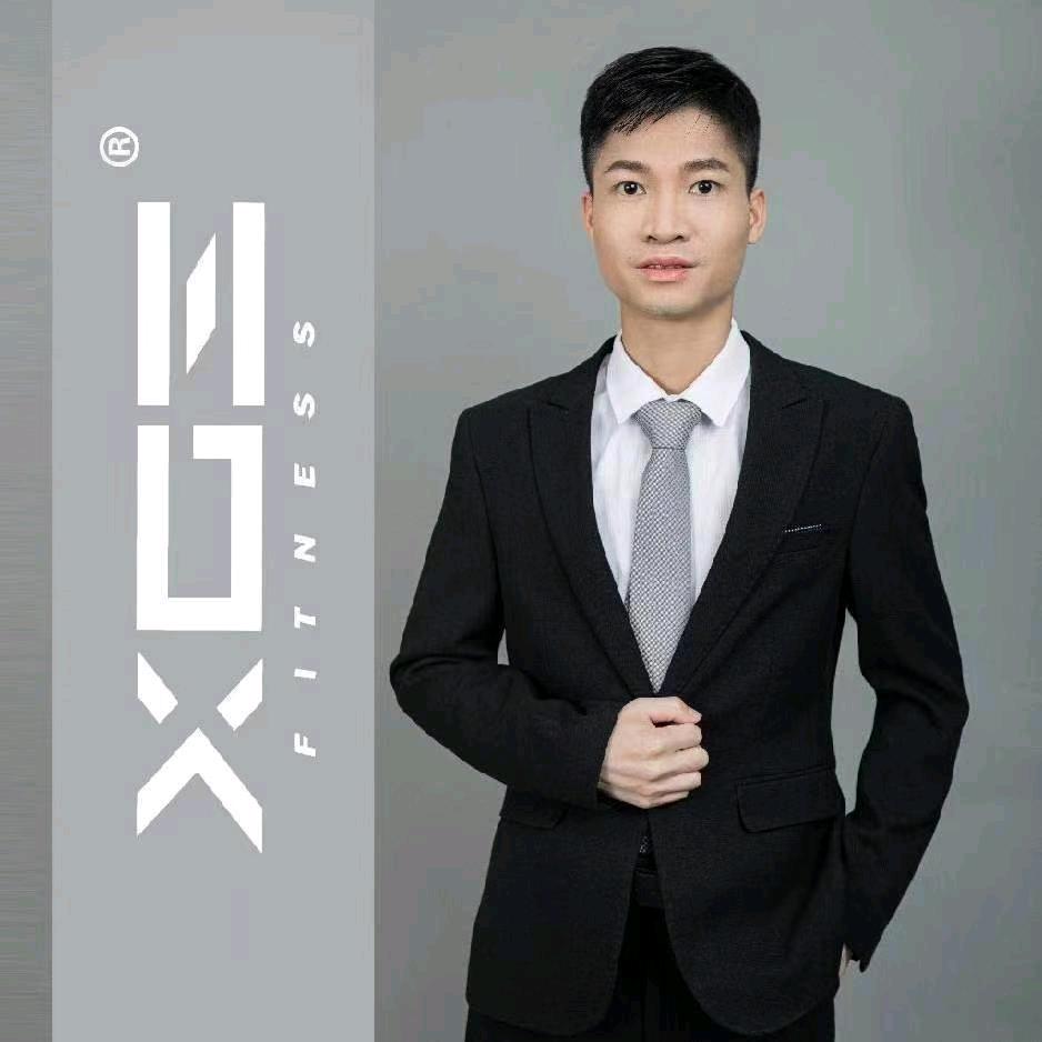 A型动者游泳健身-展飞经理