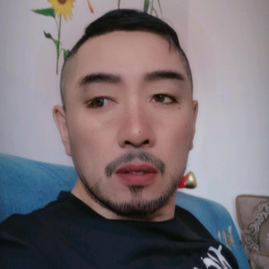 @大个