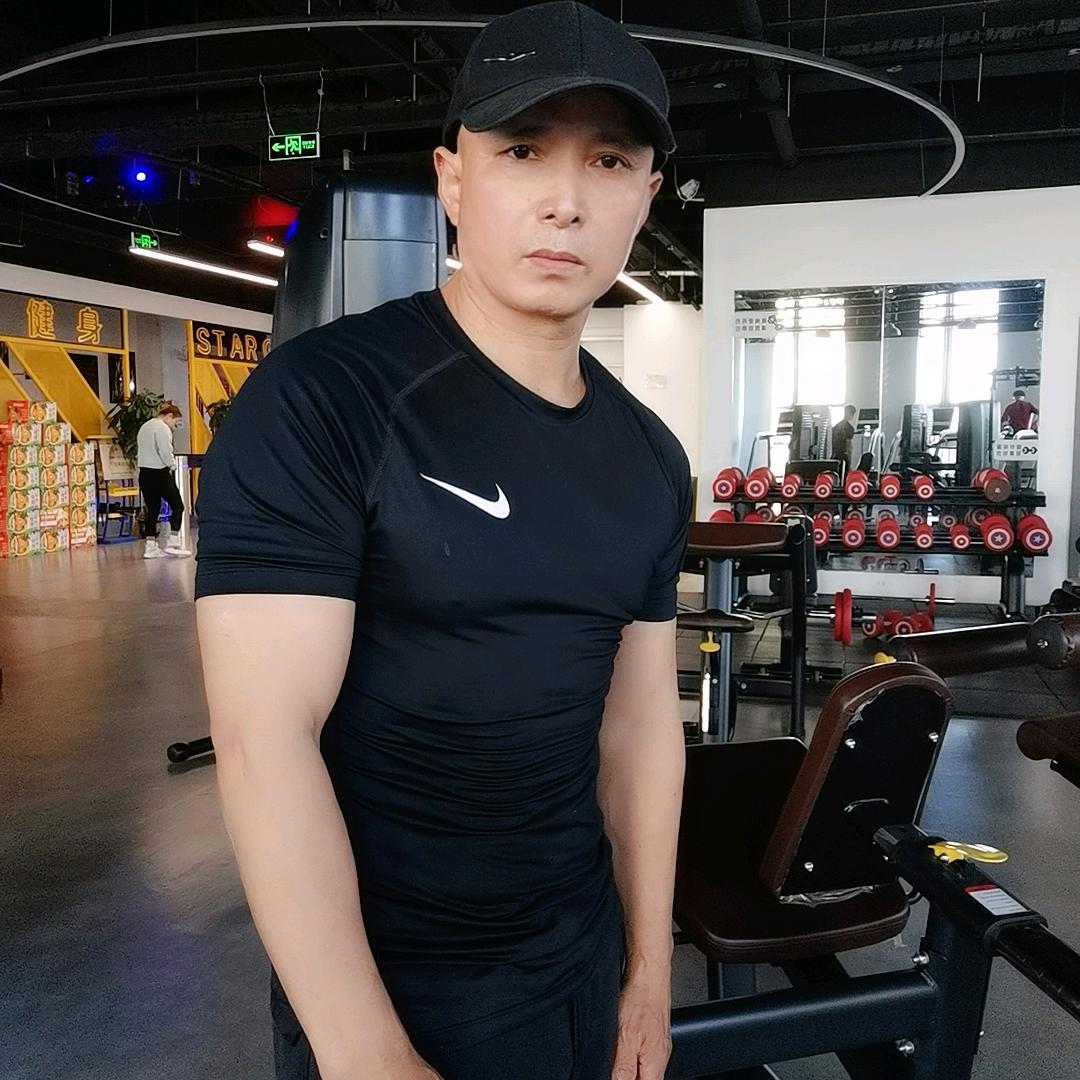 杨哥（68年的猴）