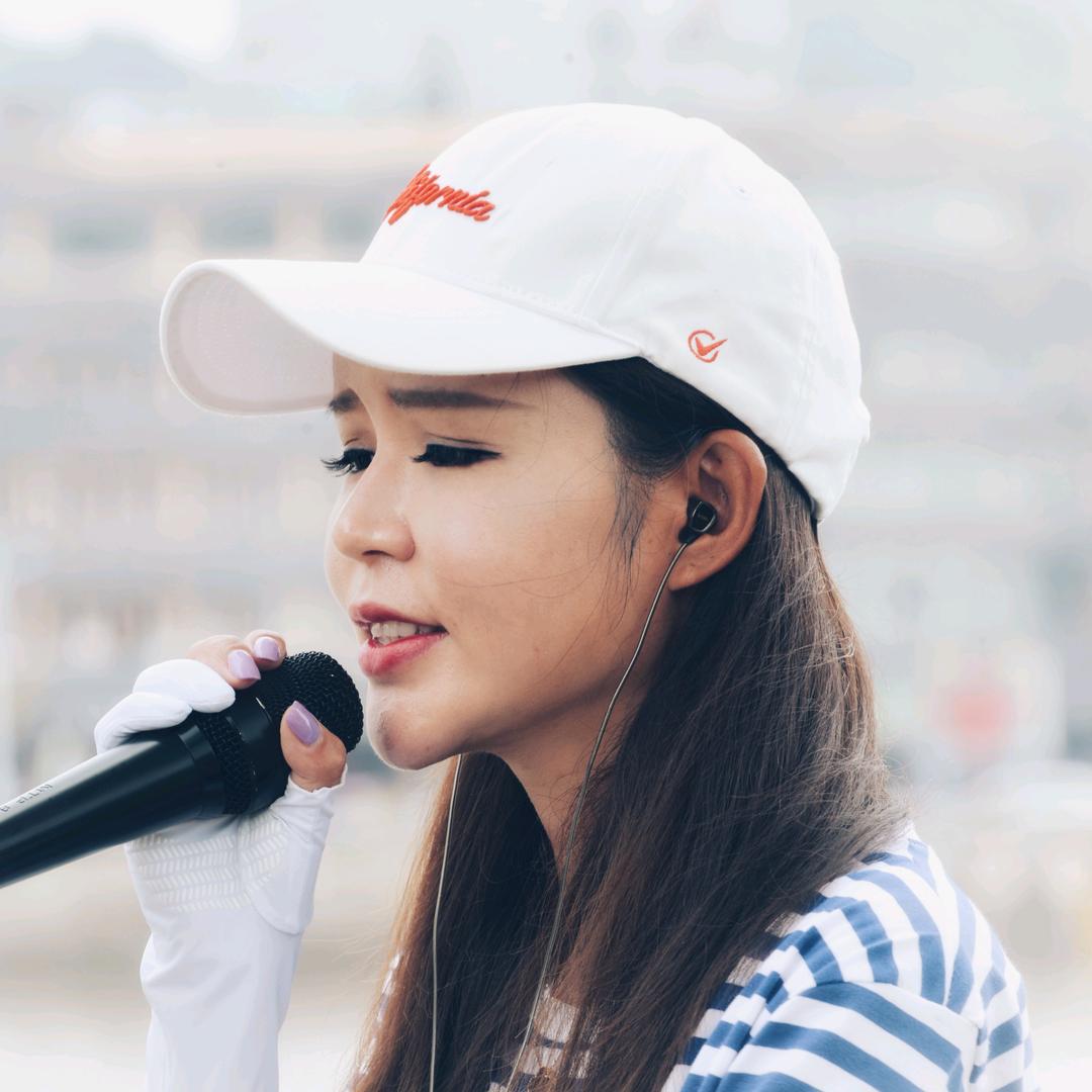 海岛歌手妞妞