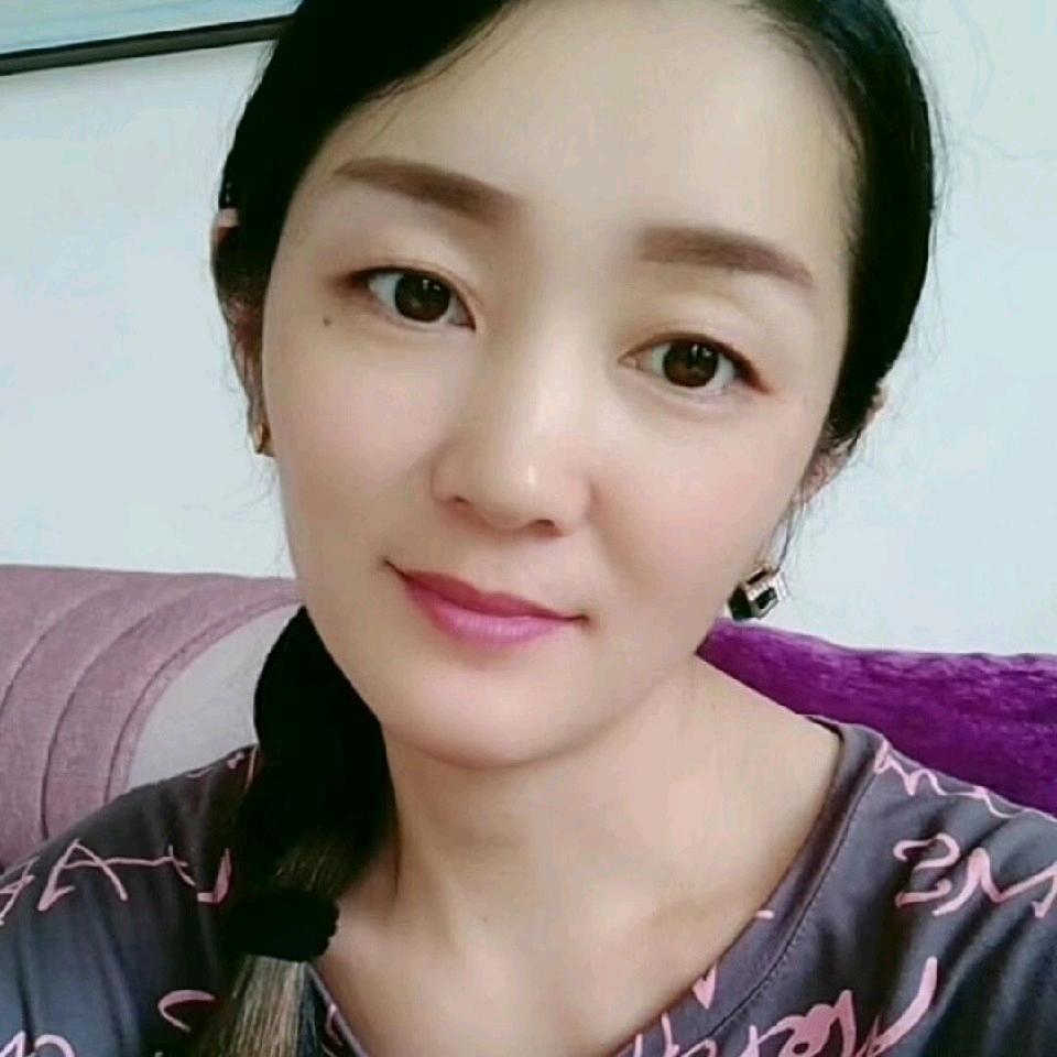 乐乐爱叭叭