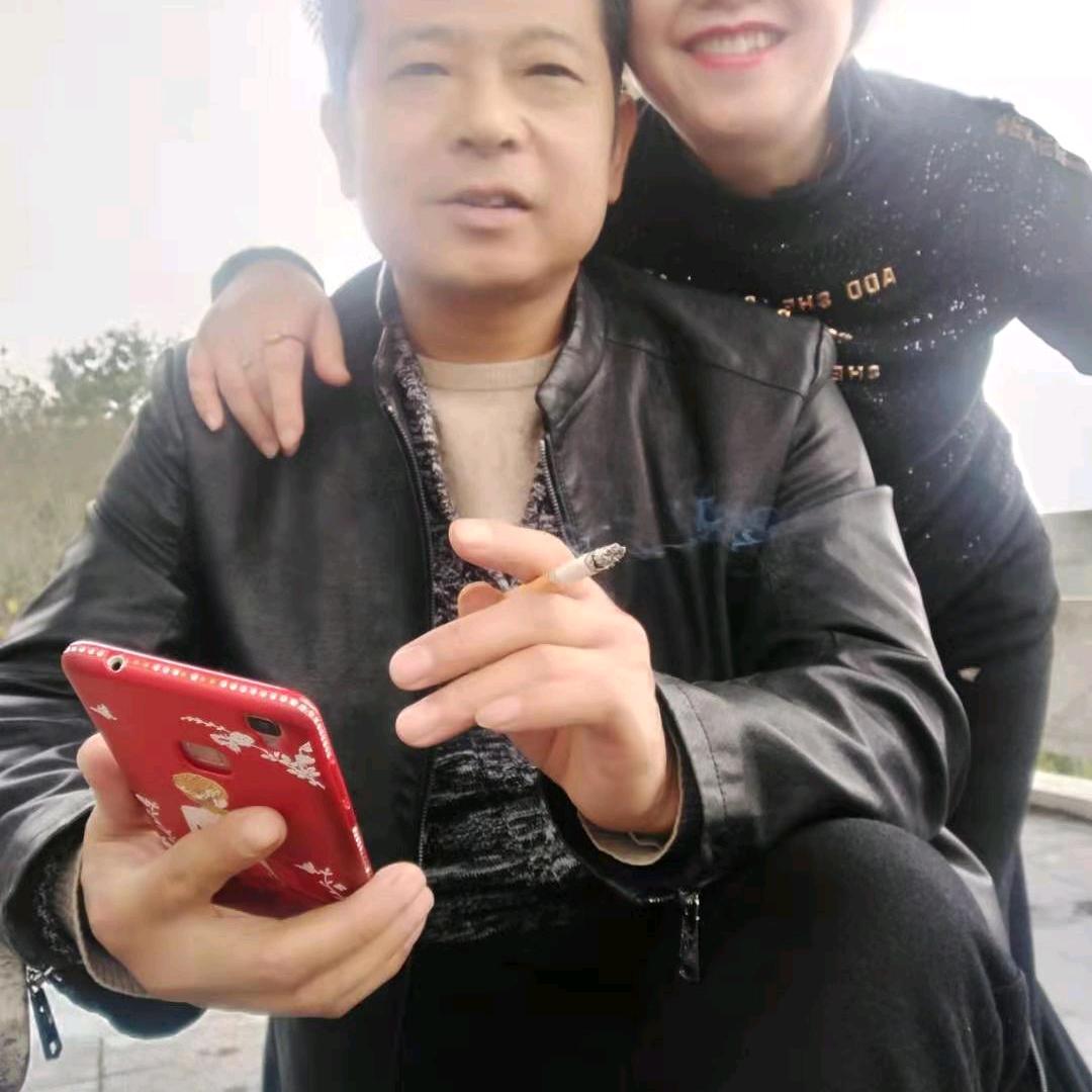 我是草原上一匹骏马奔腾