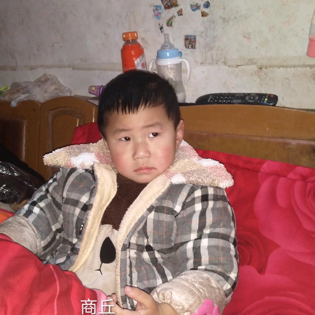 张福佳头像