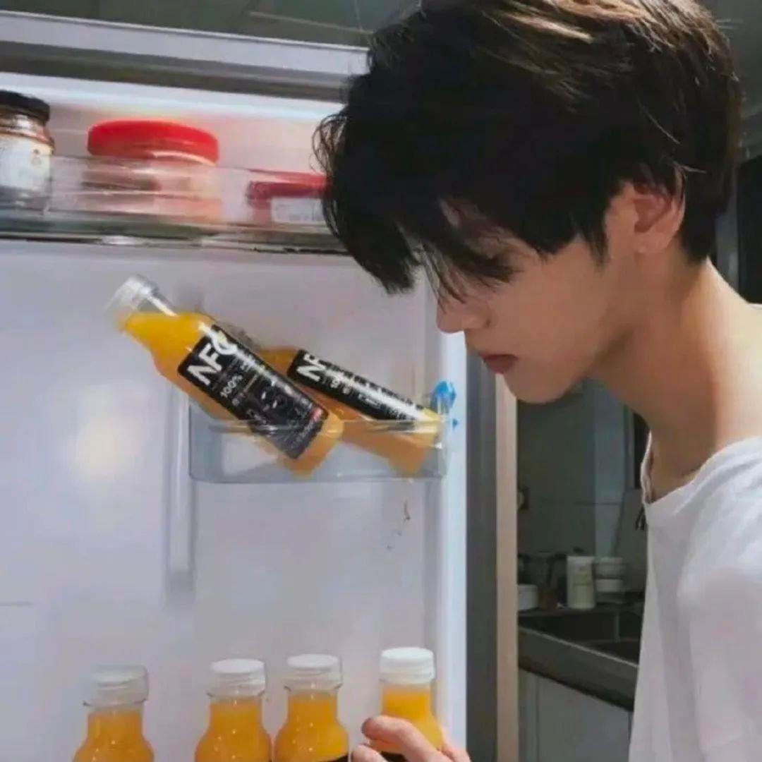 卍진봉짱卍*^ω^*